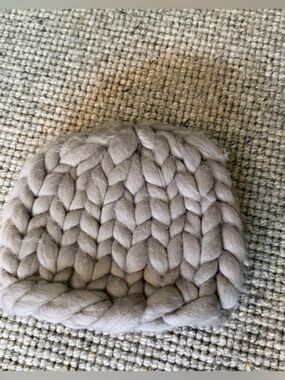 Eugenia Kim 100% Wool Chunky Knit Round beanie - grey